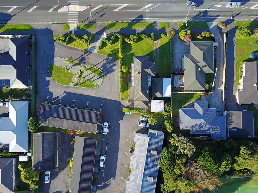Coronation Court Motel Ню Плимут Екстериор снимка
